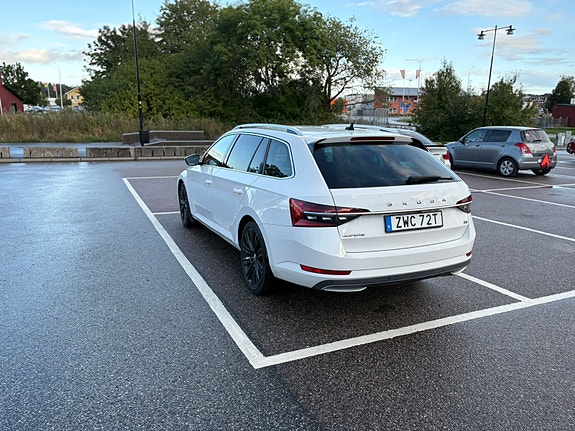 Skoda Superb 3 of 3