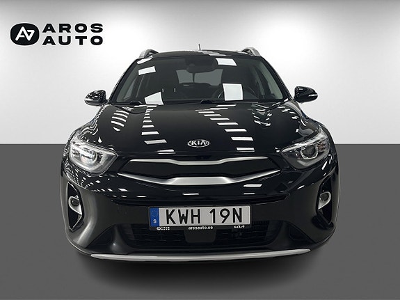 Kia Stonic 2 of 15