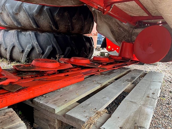 Kuhn GMD 280 3 of 3