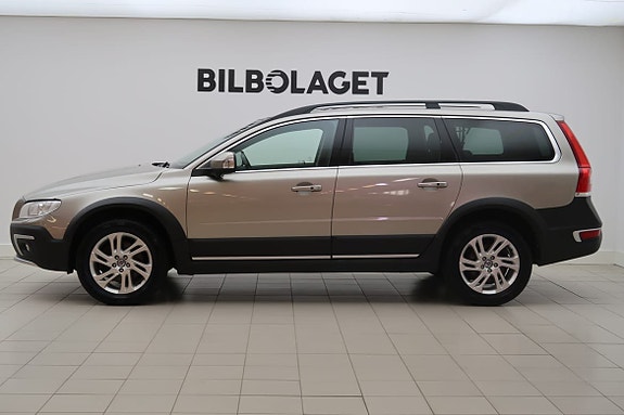 Volvo XC70 2 of 15