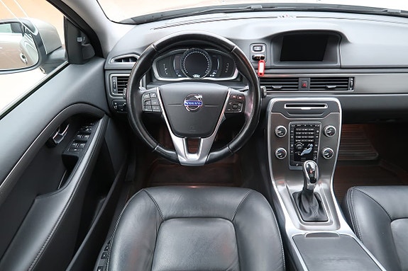 Volvo XC70 7 of 15