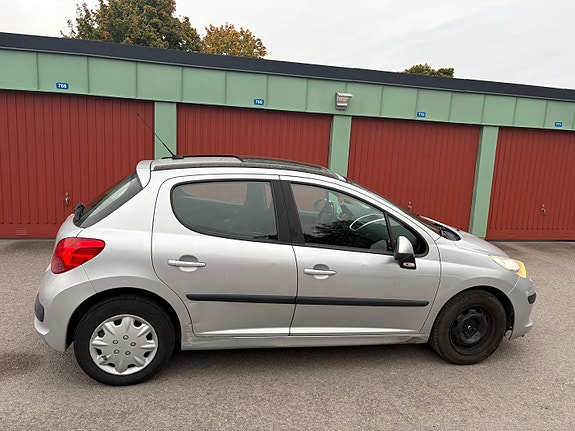 Peugeot 207 5 of 5