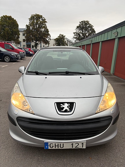 Peugeot 207 3 of 5