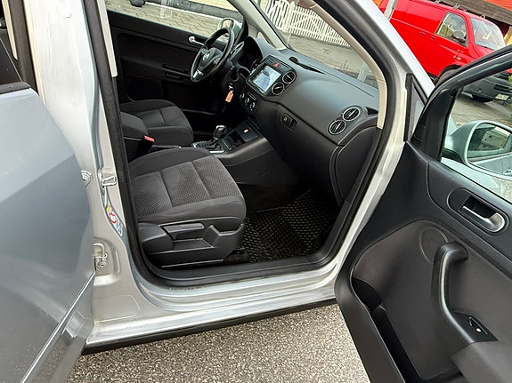 Volkswagen Golf Plus 8 of 13
