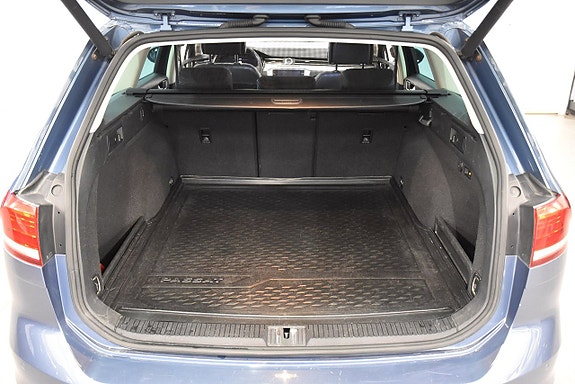 Volkswagen Passat 20 of 20