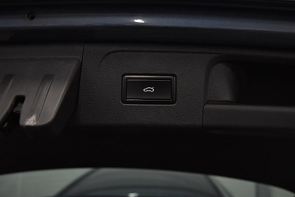 Volkswagen Passat 19 of 20