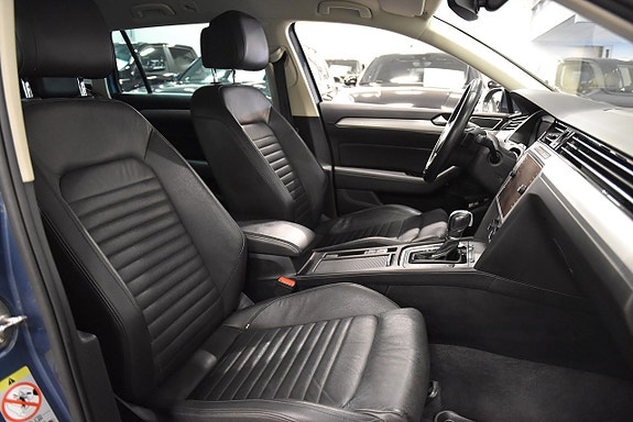 Volkswagen Passat 12 of 20