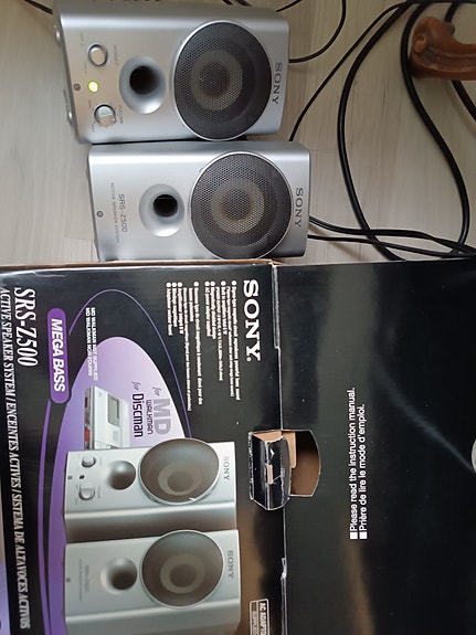 Product image 1 of 2