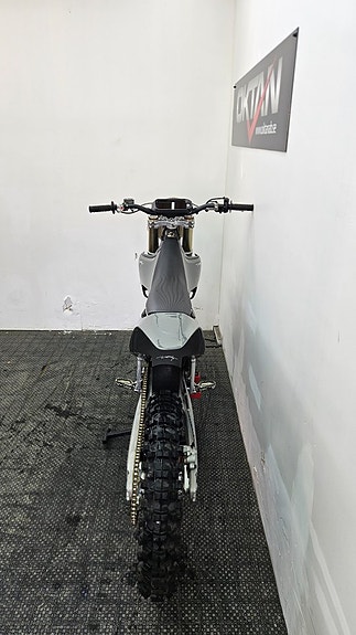 Stark Varg MX 1.0 3 of 6