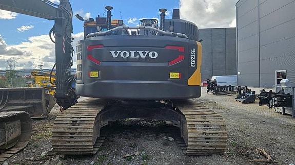 Volvo ECR235EL 8 of 24