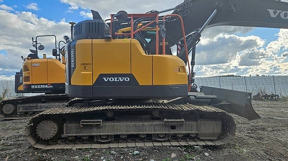Volvo ECR235EL 6 of 24