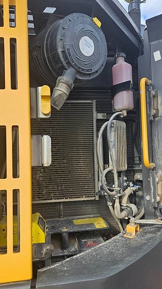 Volvo ECR235EL 13 of 24