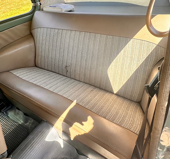 Volvo PV 9 of 11