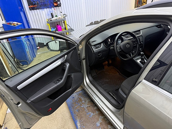 Skoda Octavia 8 of 10