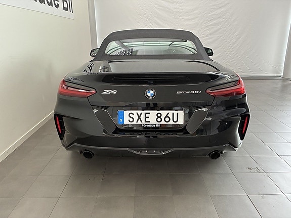 BMW Z4 17 of 18