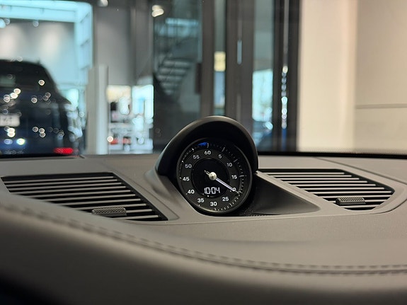 Porsche 911 17 of 23