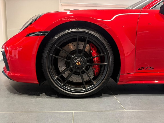 Porsche 911 3 of 23