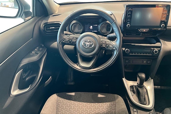 Toyota Yaris Cross 11 of 21