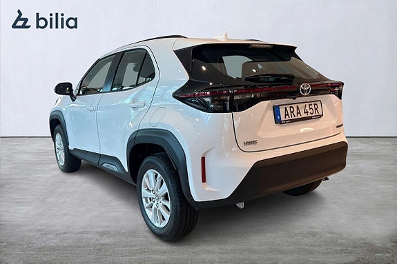 Toyota Yaris Cross 2 of 21
