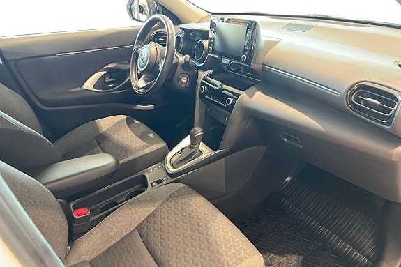 Toyota Yaris Cross 7 of 21