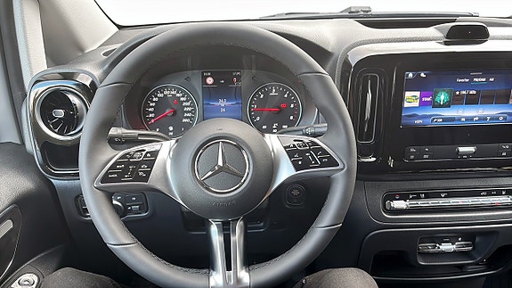 Mercedes-Benz Vito 119 4 of 9