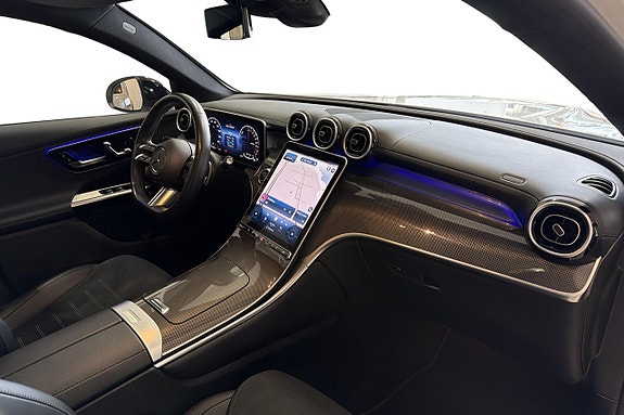 Mercedes-Benz GLC300 e 9 of 11