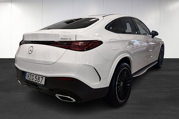 Mercedes-Benz GLC300 e 4 of 11