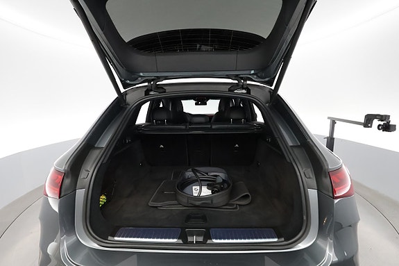 Mercedes-Benz EQE43 SUV 29 of 30