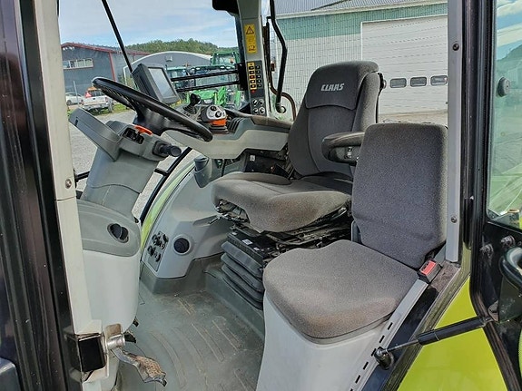CLAAS Arion 650 7 of 7