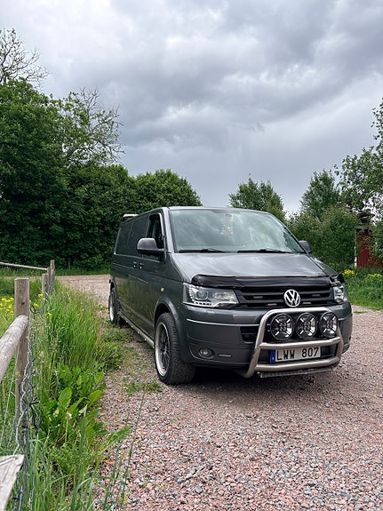 Volkswagen Transporter 2 of 6
