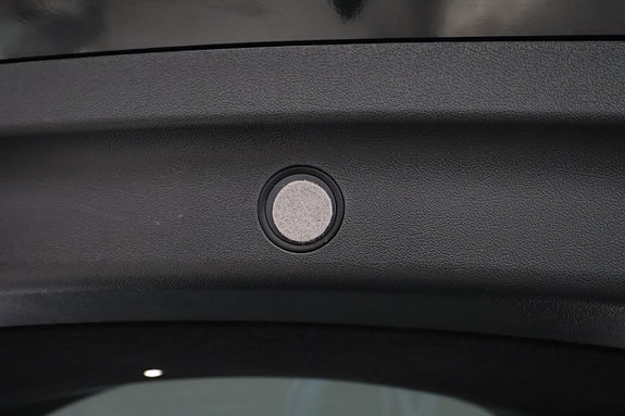 Tesla Model Y 26 of 26