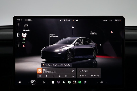 Tesla Model Y 16 of 26