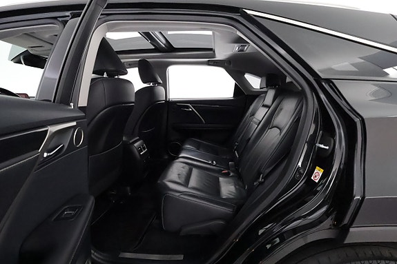 Lexus RX450h 12 of 26