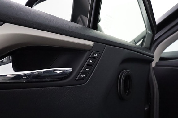 Lexus RX450h 24 of 26