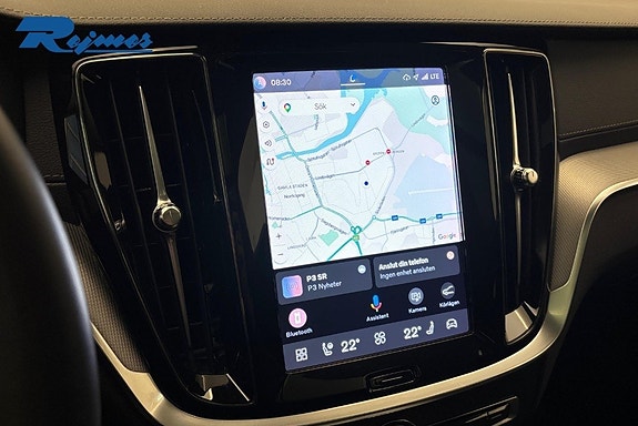 Volvo V60 Cross Country 23 of 28