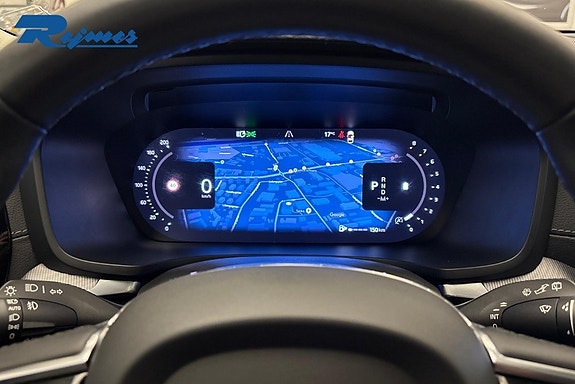 Volvo V60 Cross Country 12 of 28