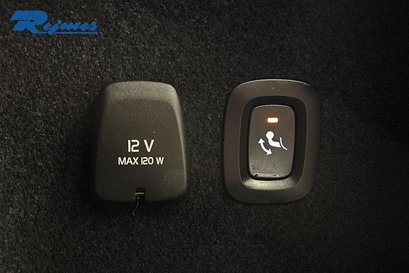 Volvo V60 Cross Country 24 of 24