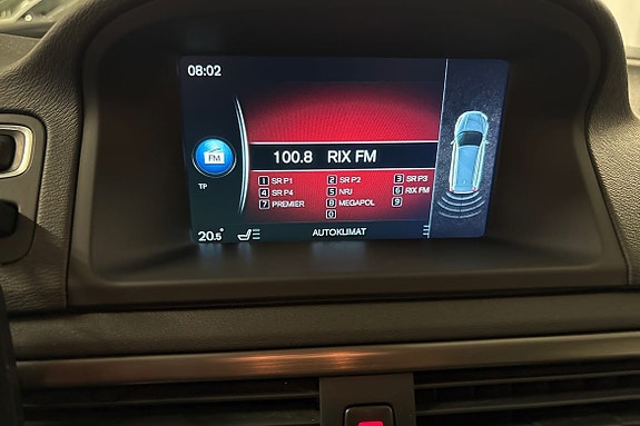 Volvo XC70 16 of 21