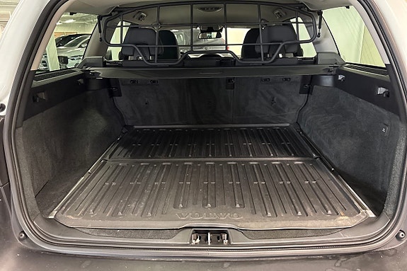 Volvo XC70 13 of 21