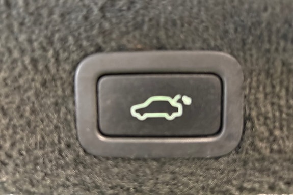 Volvo XC70 17 of 21