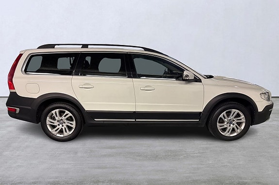 Volvo XC70 3 of 21