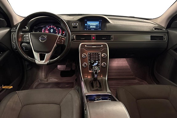 Volvo XC70 9 of 21