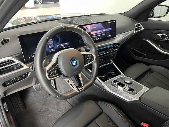 BMW 330e 6 of 15