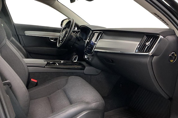 Volvo V90 16 of 30