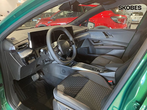 Renault Clio 7 of 17