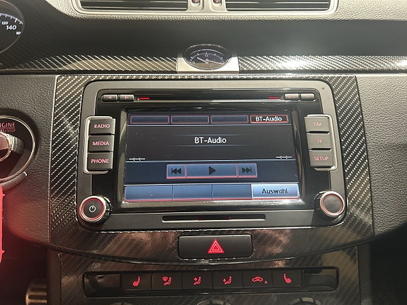 Volkswagen Passat Alltrack 15 of 19