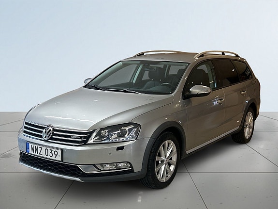 Volkswagen Passat Alltrack 16 of 19