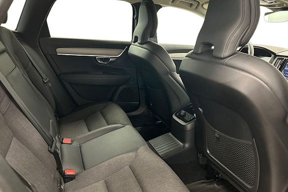 Volvo V90 18 of 29