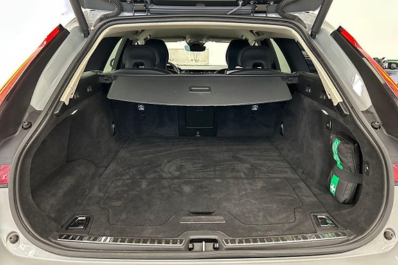 Volvo V90 11 of 29
