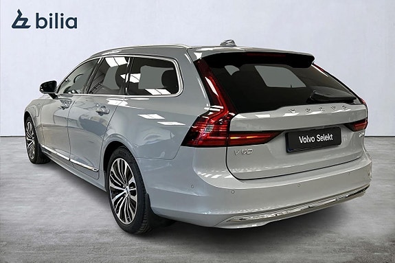 Volvo V90 4 of 29